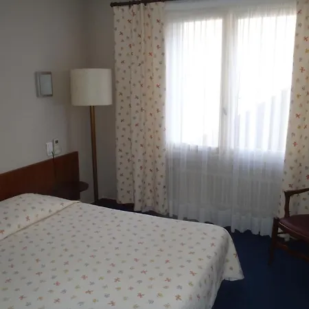 Hotel Grand Du Cours Sisteron