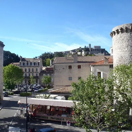 Отель Grand Du Cours 3*