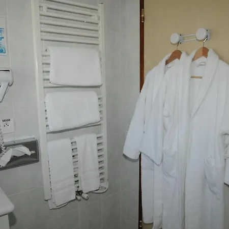 Grand Du Cours Систерон