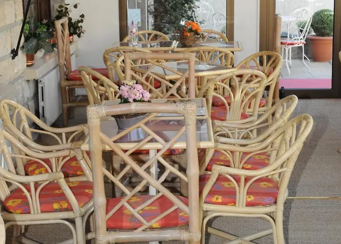 Hotell Grand Du Cours 3*